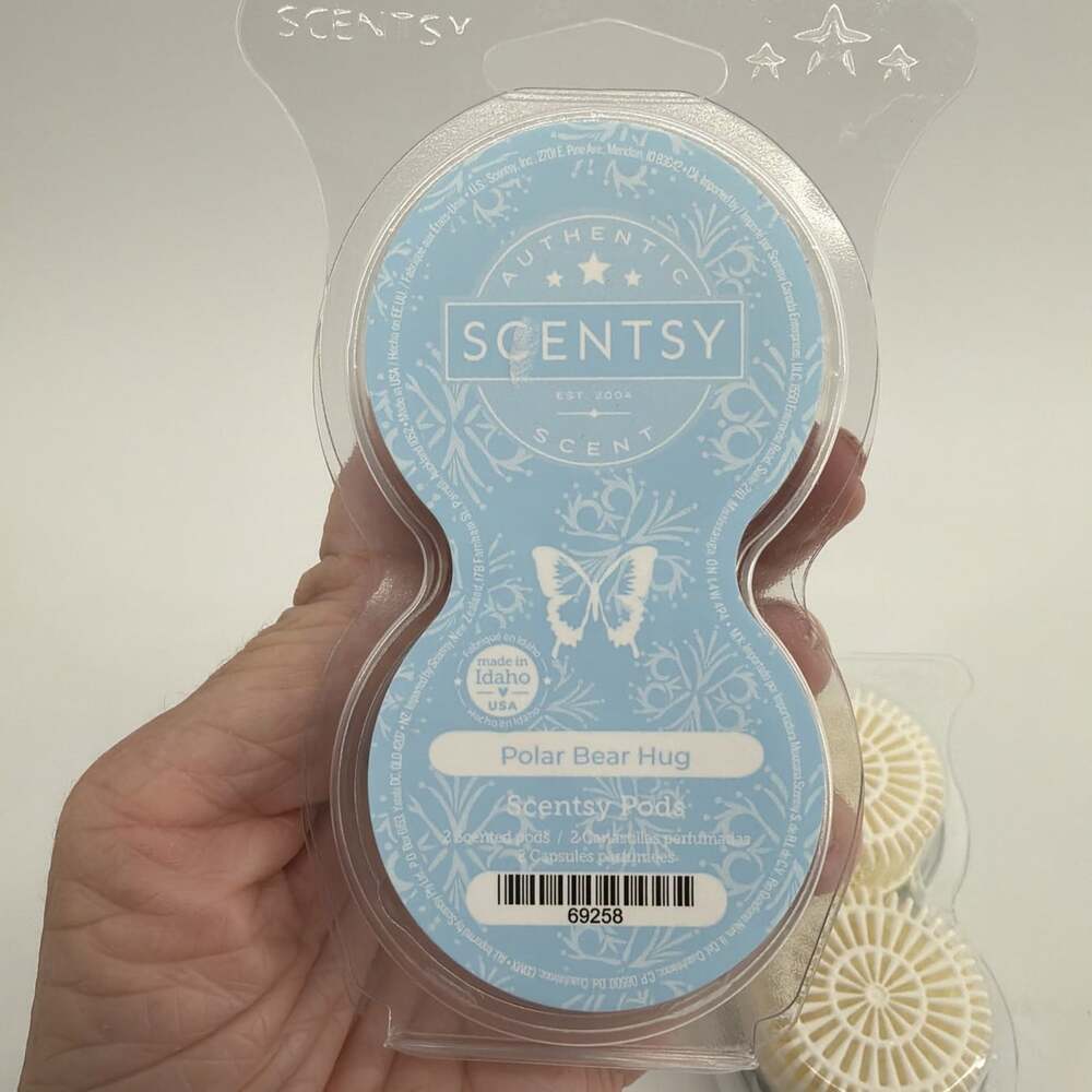 Scentsy Pods Polar Bear Hug & Very Snowy Spruce Lot Of 2 New - Picture 3 of 4